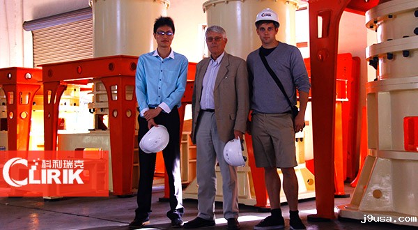 丹麦客户考察微粉磨设备